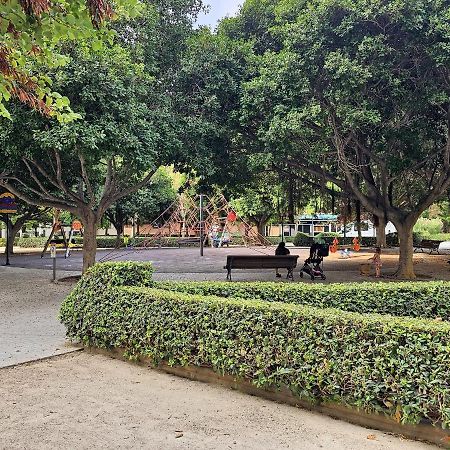 Apartamentos Las Ciencias U Valencia Bagian luar foto