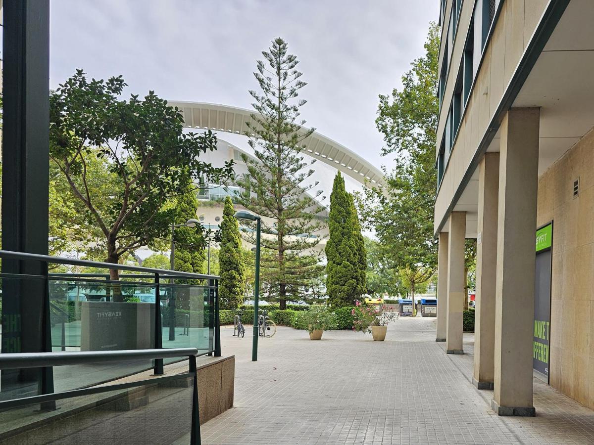 Apartamentos Las Ciencias U Valencia Bagian luar foto