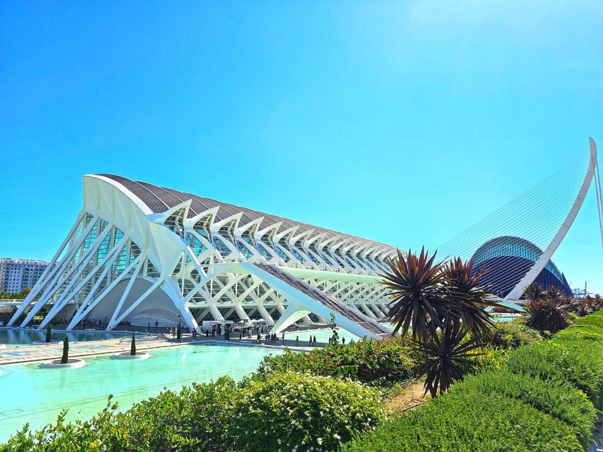 Apartamentos Las Ciencias U Valencia Bagian luar foto